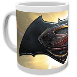 Taza de Batman Batman vs Superman "Alternative Logo" Marca Batman