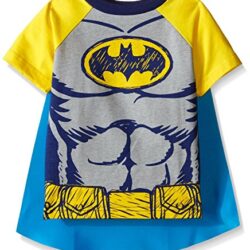 Ropa de Batman para niños Warner Brothers Toddler Boys Cape T-Shirt Set, Yellow, 3T Marca Warner Bros.